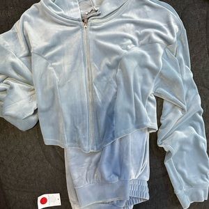 Cropped Zip Up Jacket w/ matching joggers